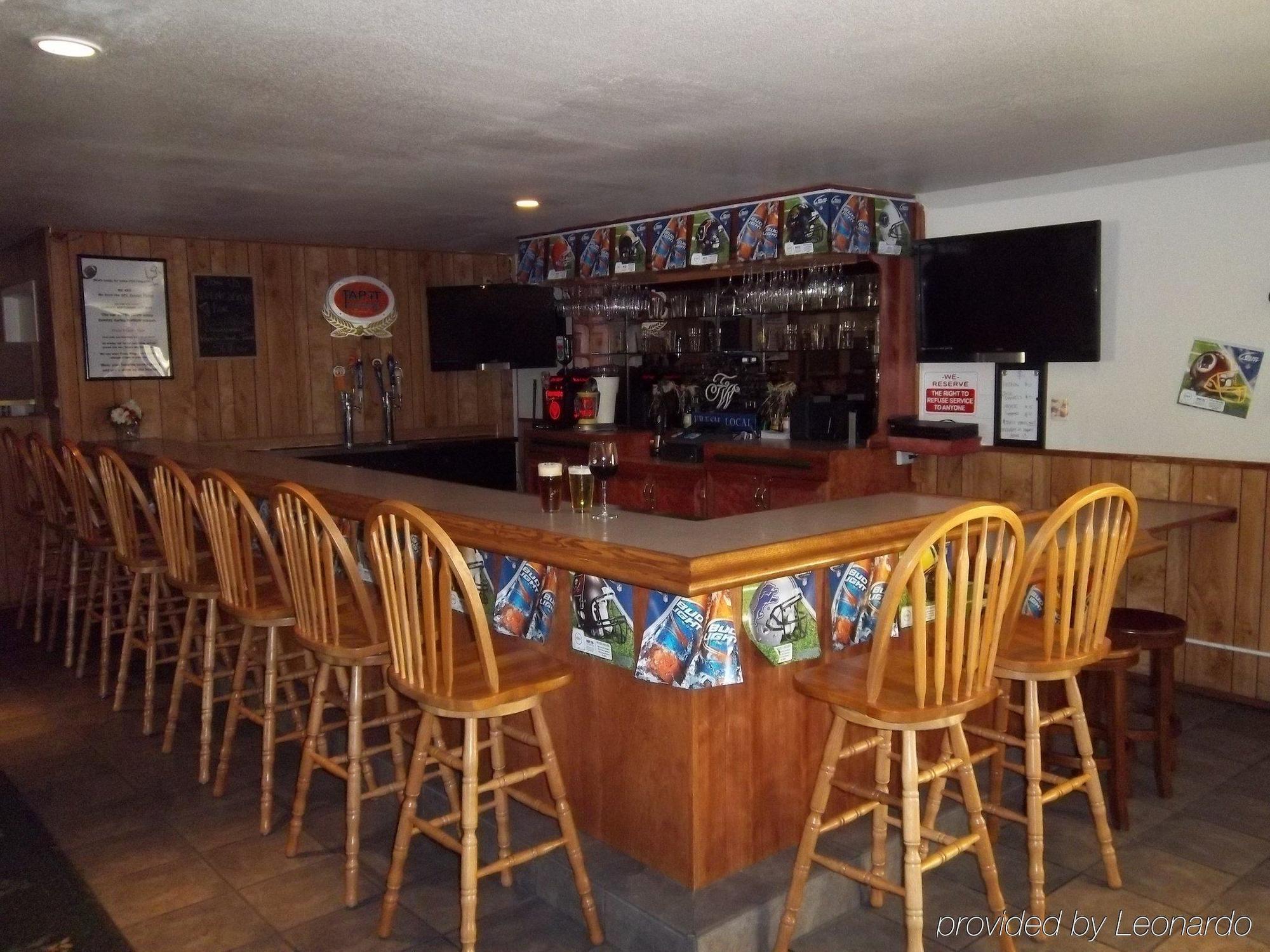 לומפוק O'Cairns Inn And Suites מראה חיצוני תמונה
