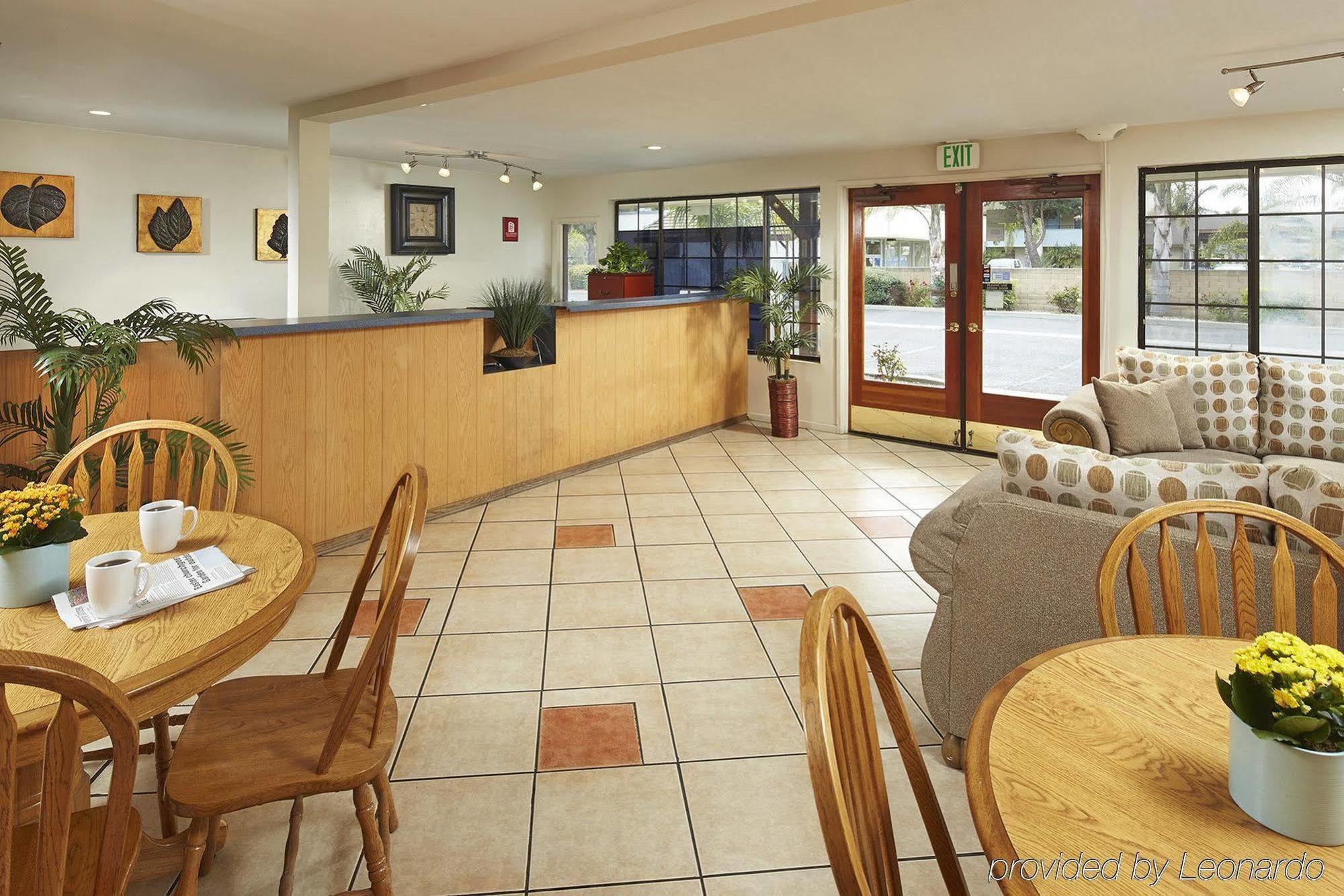 לומפוק O'Cairns Inn And Suites מראה חיצוני תמונה