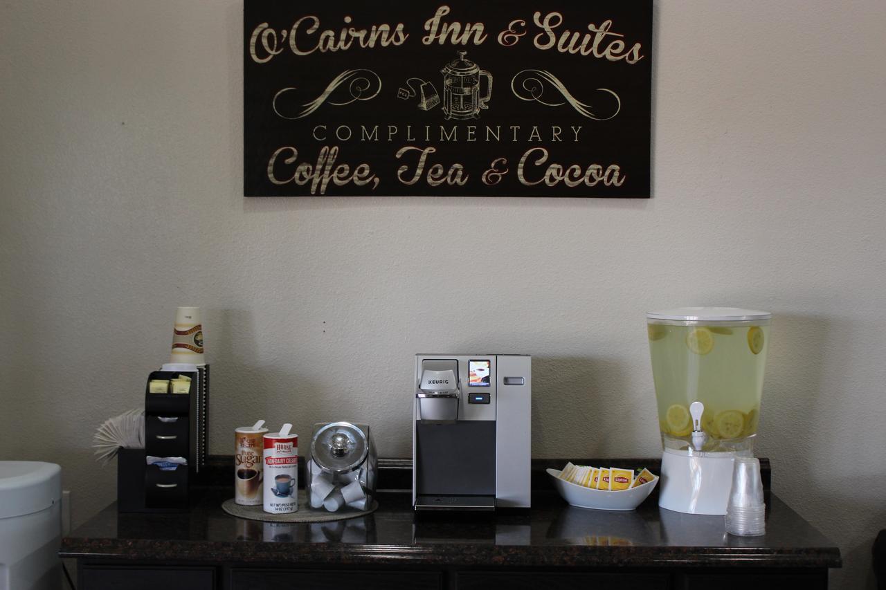 לומפוק O'Cairns Inn And Suites מראה חיצוני תמונה