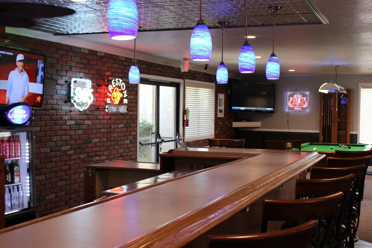 לומפוק O'Cairns Inn And Suites מראה חיצוני תמונה
